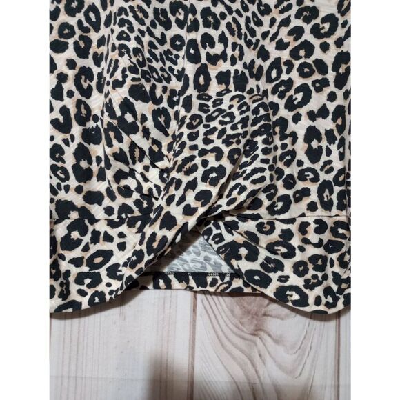Sanctuary Shirt Ladies Extra Large Cheetah Print Short Sleeve Mob Wife - Picture 4 of 7